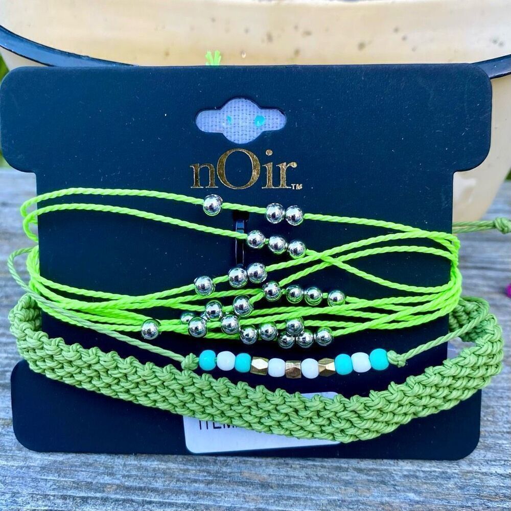 Noir Green Beaded Wrap Bracelet. NWOT!